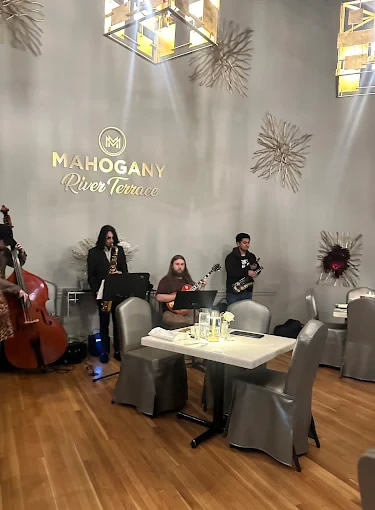 Mahogany River Terrace Entertainment